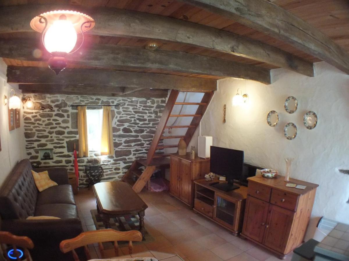 La Maison De Poupee Berrien Exterior foto